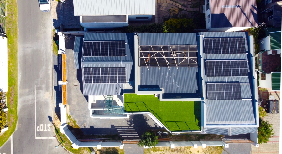 7 Bedroom Property for Sale in Kleinmond Western Cape